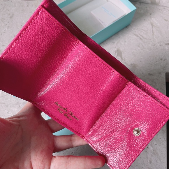 Samantha Thavasa | Logo Folding Wallet - Picture 5 of 9